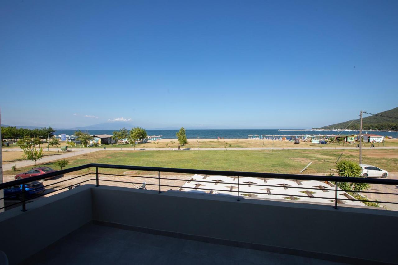 Allonda Seafront Experience Stavros  Buitenkant foto